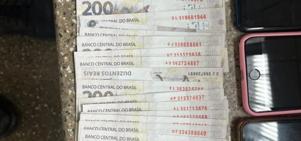 183617cinco-pessoas-sao-detidas-por-comercializar-cedulas-falsas-na-bahia-3-1000x470-1
