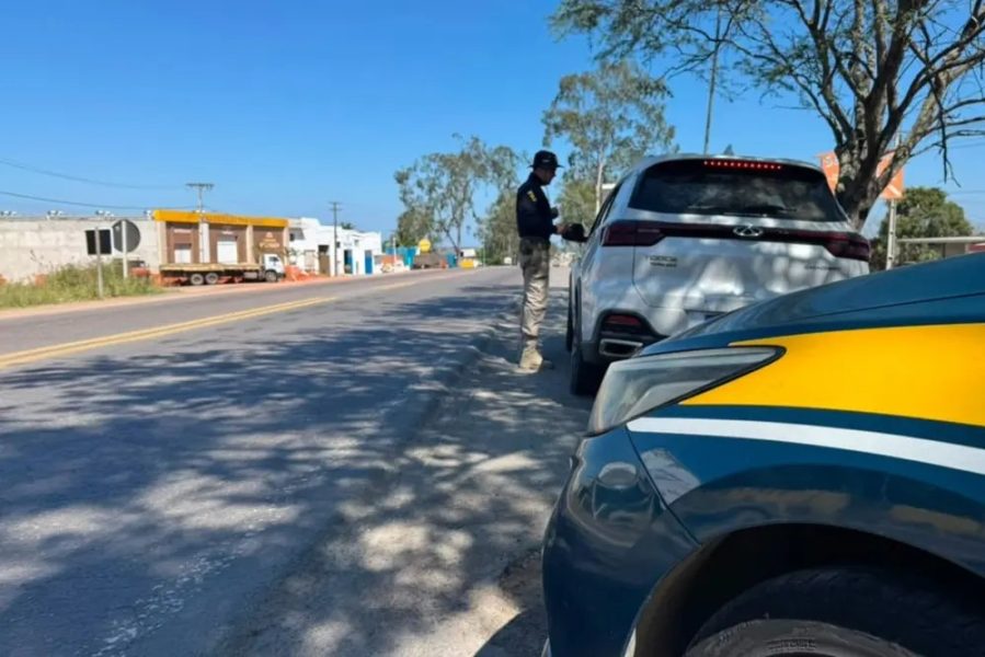 9219-prf-registra-aumento-de-25-no-fluxo-de-veiculos-durante-operacao-independencia-na-bahia-1000x667-1