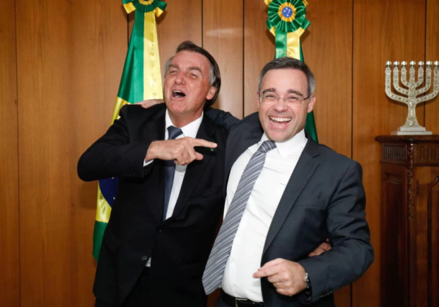 ANDRE-MENDONCA-E-JAIR-BOLSONARO ANDRE-MENDONCA-E-JAIR-BOLSONARO