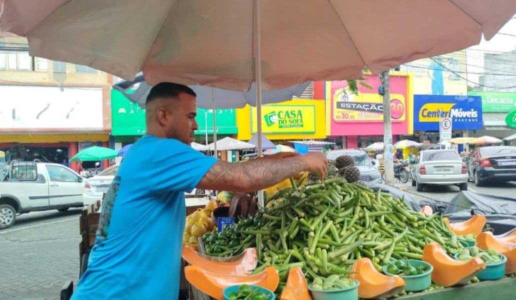 Banca-de-quiabo-da-Marechal_-foto-Mario-Sepulveda-FE Banca-de-quiabo-da-Marechal_-foto-Mario-Sepulveda-FE