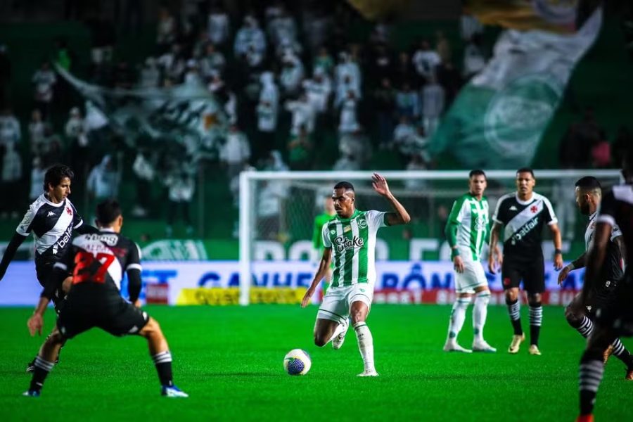 Caique-Goncalves-Fernando-Alves-EC-Juventude