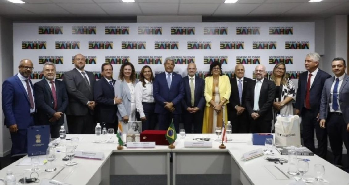 Dinesh-Bhatia-Embaixador-da-India-no-Brasil.-Foto-Joa-SouzaGOVBA-1_0-1-1000×542-1 Dinesh-Bhatia-Embaixador-da-India-no-Brasil.-Foto-Joa-SouzaGOVBA-1_0-1-1000x542-1
