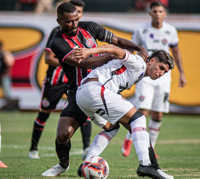 Felipe-Cardoso-Victor-Ferreira-EC-Vitoria-2048×1837-1 Felipe-Cardoso-Victor-Ferreira-EC-Vitoria-2048x1837-1