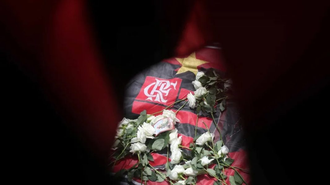 Imagem-do-WhatsApp-de-2025-10-23-as-21.39.30_a8d137eb Imagem-do-WhatsApp-de-2025-10-23-as-21.39.30_a8d137eb