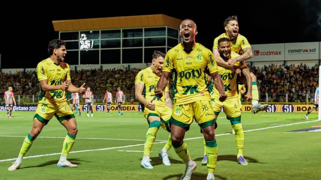 Imagem-do-WhatsApp-de-2025-12-06-as-13.42.47_d610f538