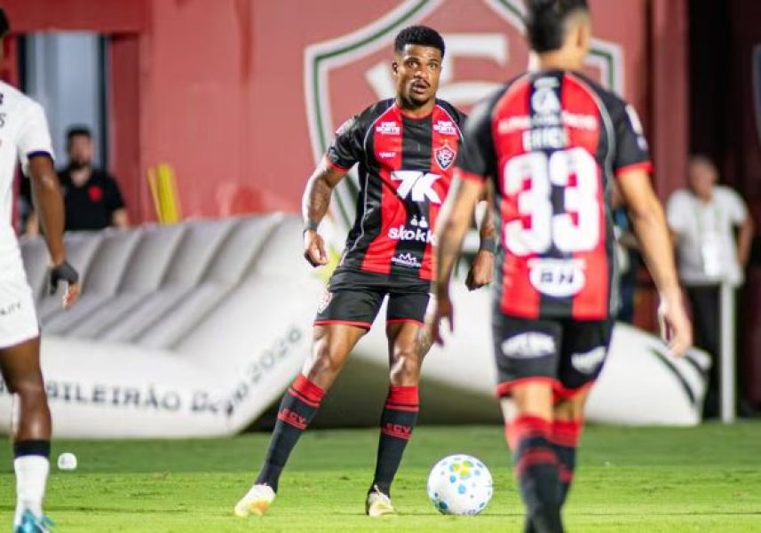 Jamerson-2-Victor-Ferreira-EC-Vitoria Jamerson-2-Victor-Ferreira-EC-Vitoria
