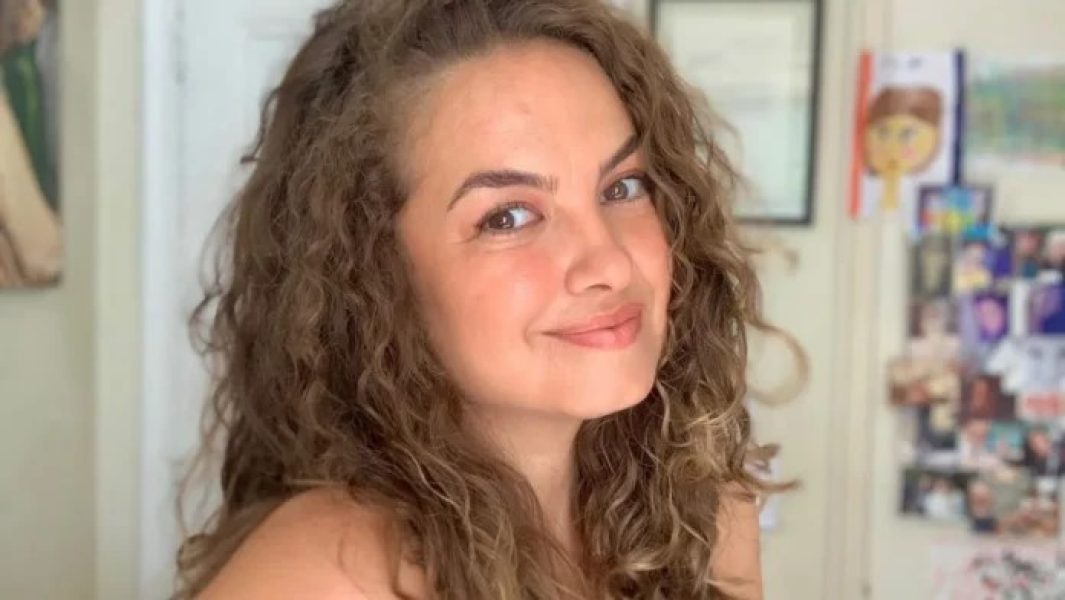 Lua-Blanco2-696×392-1 Lua-Blanco2-696x392-1