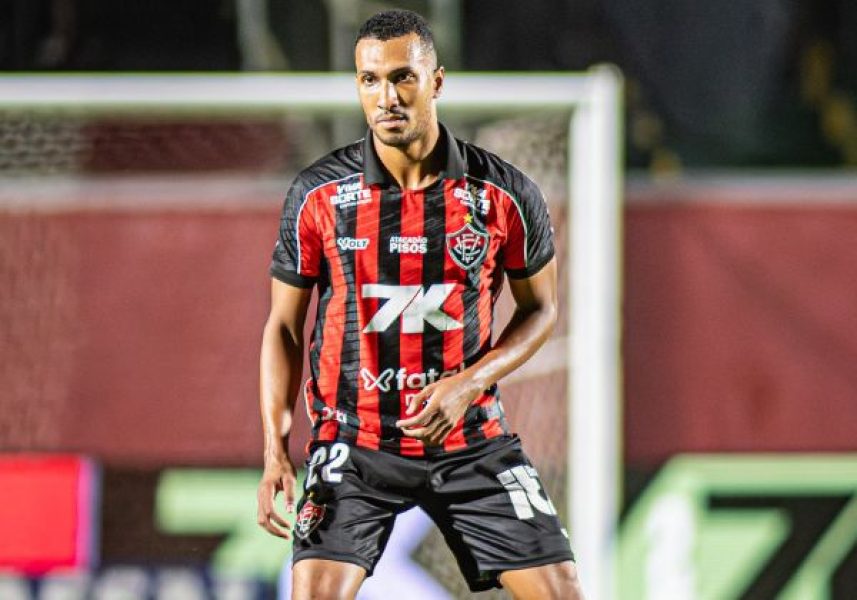 Lucas-Braga-Victor-Ferreira-EC-Vitoria Lucas-Braga-Victor-Ferreira-EC-Vitoria