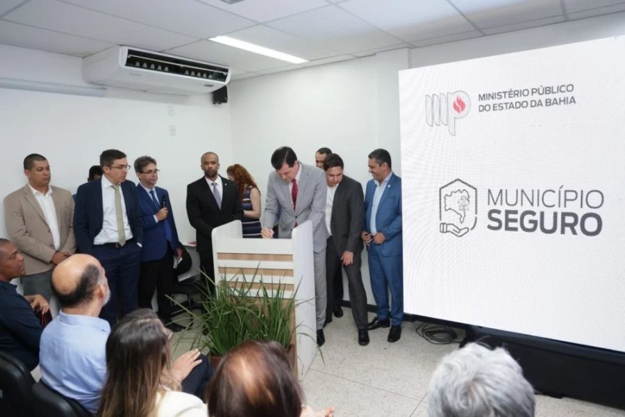 MP-reune-prefeitos-baianos-1000x666-1