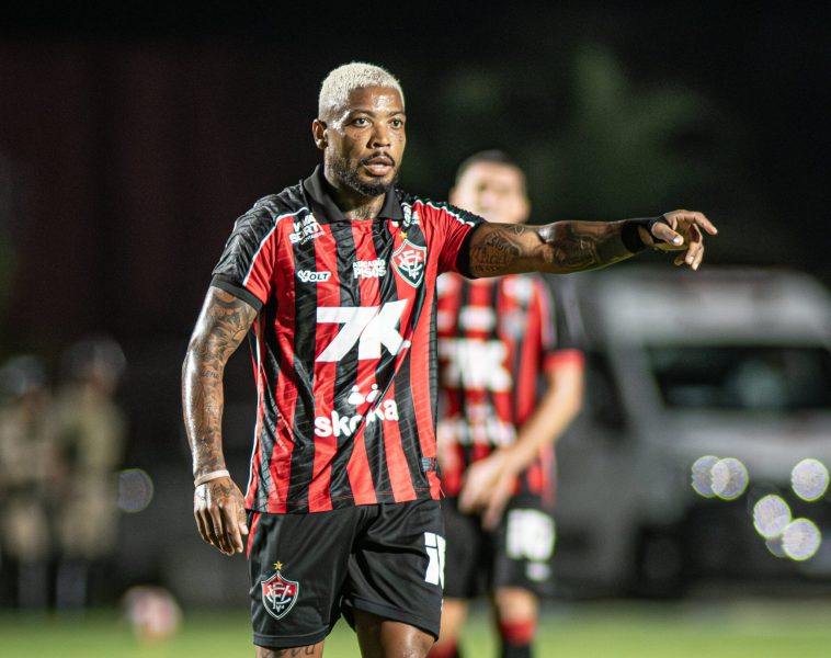 Marinho-Victor-Ferreira-EC-Vitoria-2048x1621-1