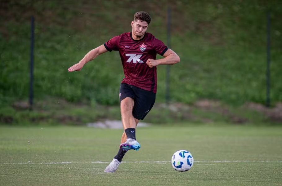 Ruben-Rodrigues-Victor-Ferreira-EC-Vitoria