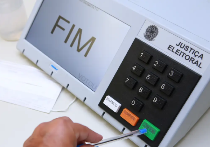 Urna-eleitoral Urna-eleitoral