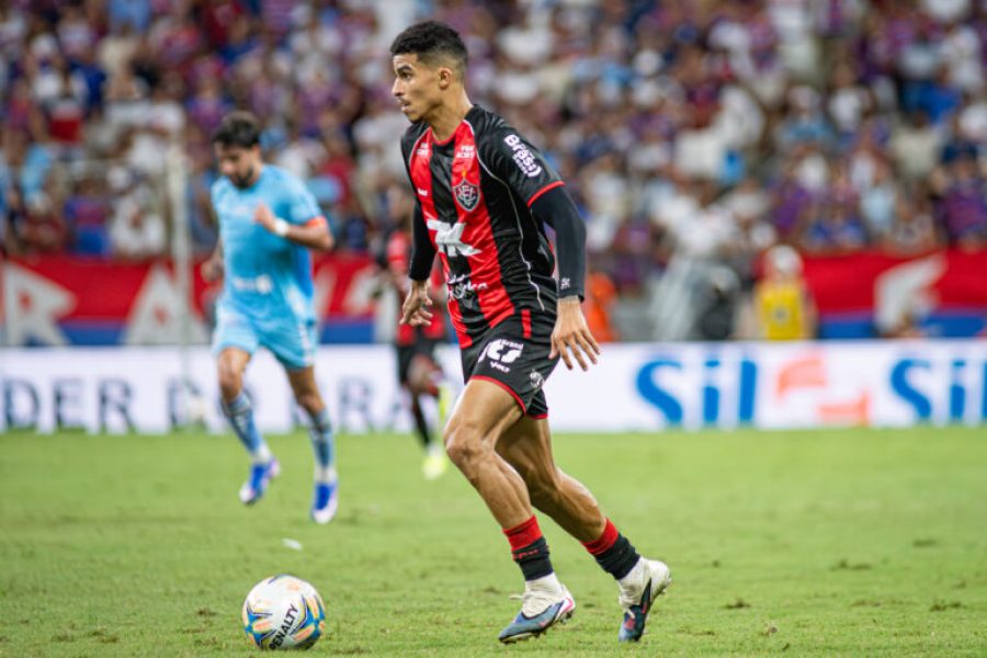 Victor-Ferreira-54877.JPG-768×512-1 Victor-Ferreira-54877.JPG-768x512-1