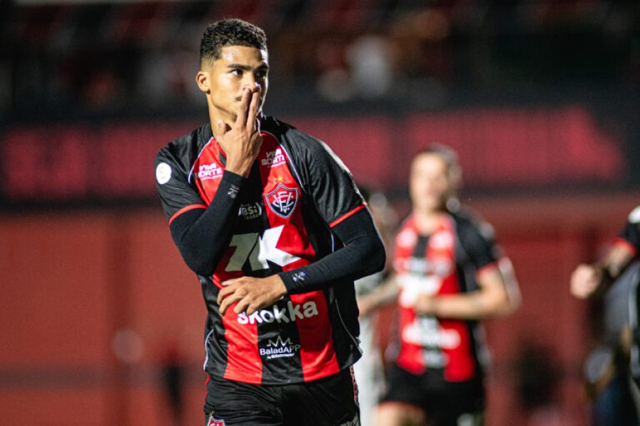 Victor-Ferreira-65120.jpg-768x512-1