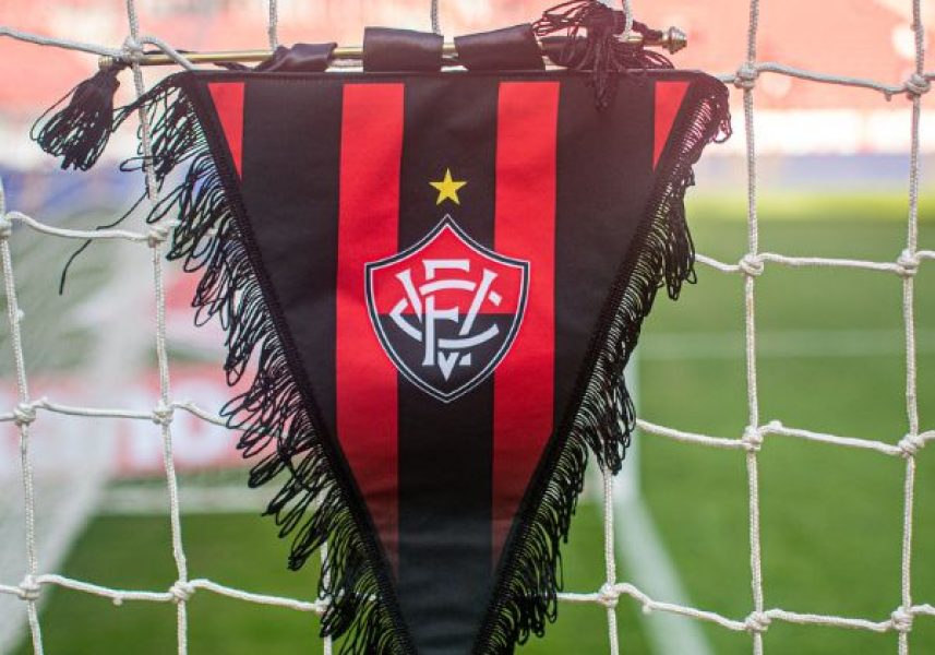 Vitoria-escudo-Victor-Ferreira-EC-Vitoria-1