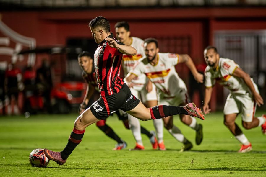 Vitoria-x-Juazeirense-Victor-Ferreira-EC-Vitoria