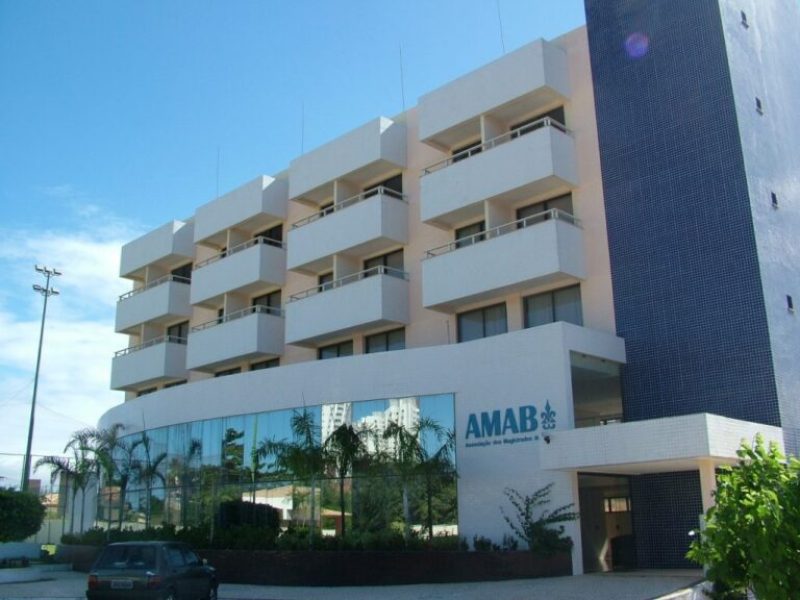 amab-768×576-1 amab-768x576-1