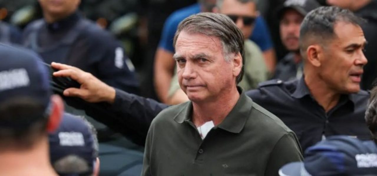 b2ap3_medium_175314bolsonaro-e-internado-em-hospital-em-brasilia-3