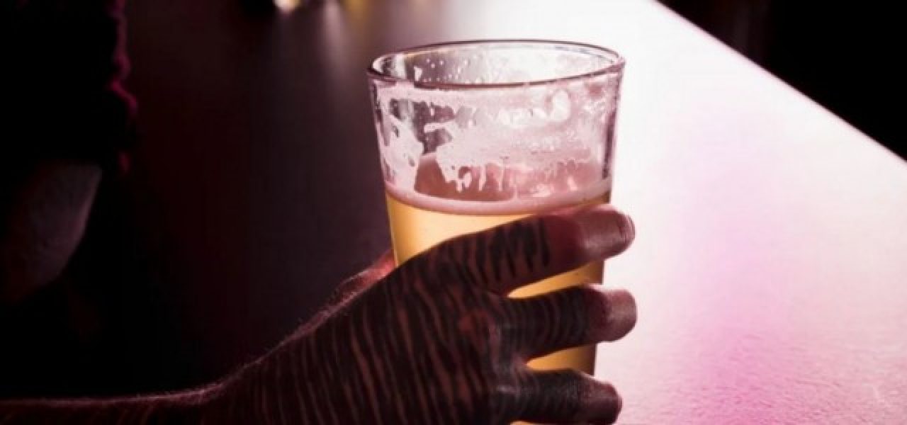 b2ap3_medium_175315alcool-em-excesso-eleva-risco-de-avc-precoce-aponta-estudo-3