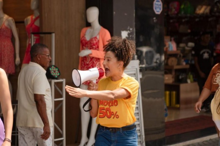 b2ap3_medium_Foto-Still-Kaliane-Madureira