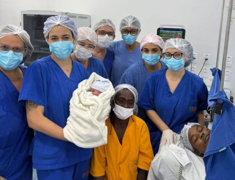 b2ap3_medium_primeiro-bebe-hospital-da-mulher