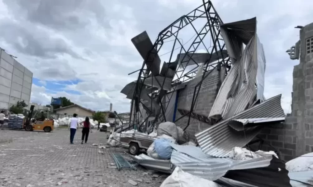 b2ap3_medium_tornado-parana