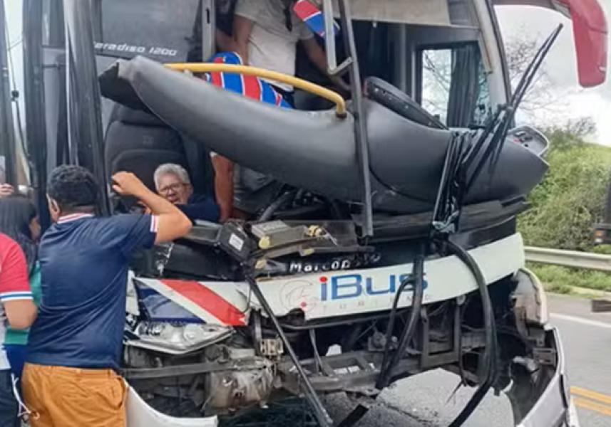 batida-onibus-fortaleza