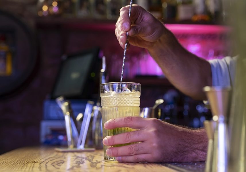 bebida-drink-em-bar