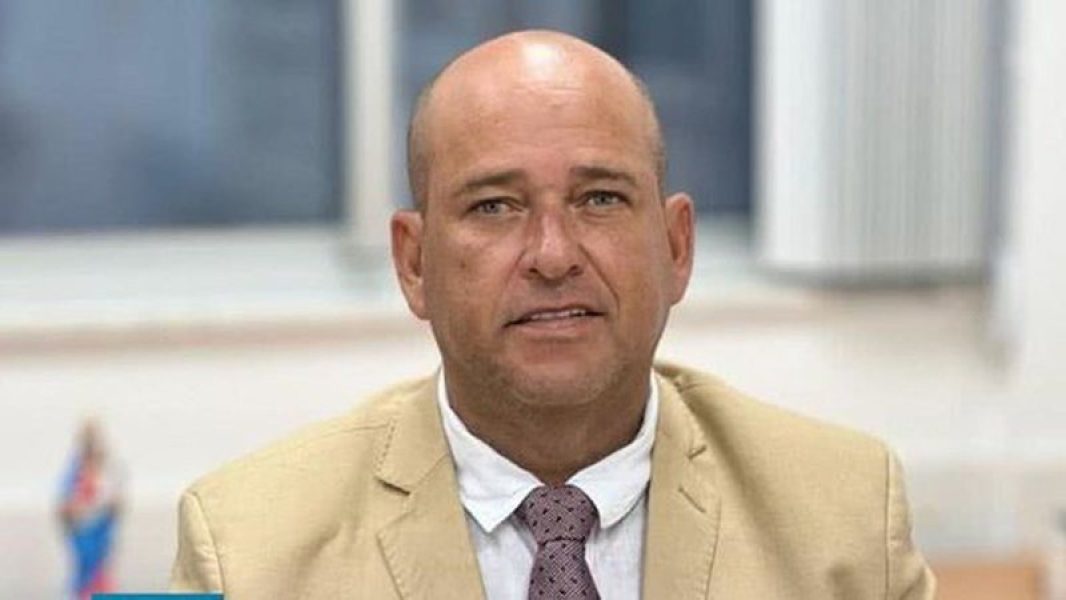 binho_galinha_divulgacao_alba_widelg_widelg_widelg_widelg