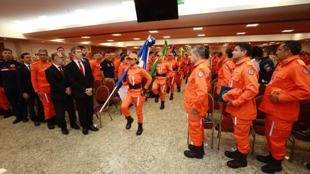 evento-corpo-de-bombeiros_Fotos-Feijao-AlmeidaGOVBA-1-1000x562-1