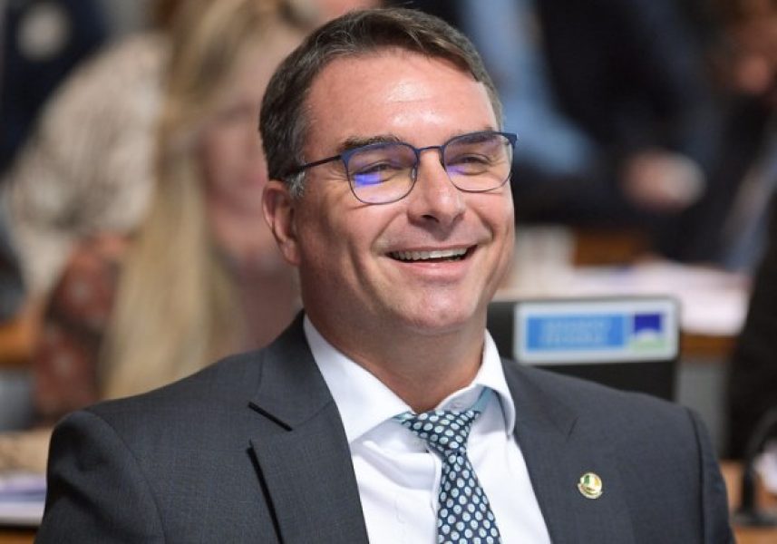 flavio-bolsonaro-4