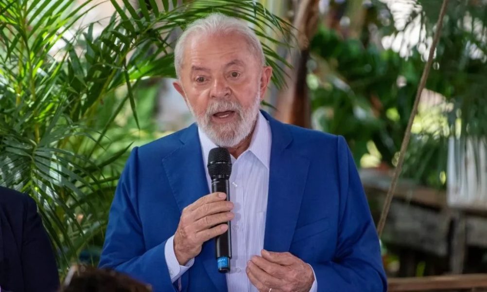 lula-defende-fim-da-escala-6x1-em-discurso-para-el0138193000202603080759-ScaleDownProportional-1024x613-1