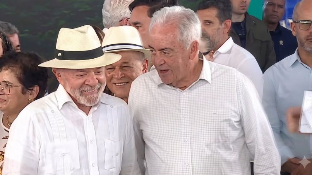 lulaotto_widelg lulaotto_widelg