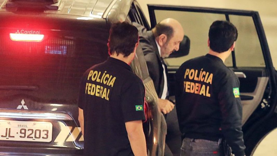 o-clube-das-empreiteiras-como-ricardo-pessoa-se-livrou-da-prisao-enquanto-a-utc-tenta-pagar-uma-conta-de-r-61-bilhoes_widelg o-clube-das-empreiteiras-como-ricardo-pessoa-se-livrou-da-prisao-enquanto-a-utc-tenta-pagar-uma-conta-de-r-61-bilhoes_widelg