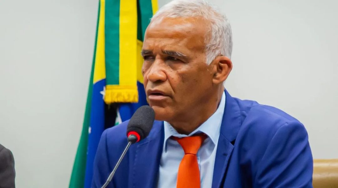pastor-sargento-isidorio-celebra-lideranca-em-voto0140470800202610052004-ScaleDownProportional pastor-sargento-isidorio-celebra-lideranca-em-voto0140470800202610052004-ScaleDownProportional