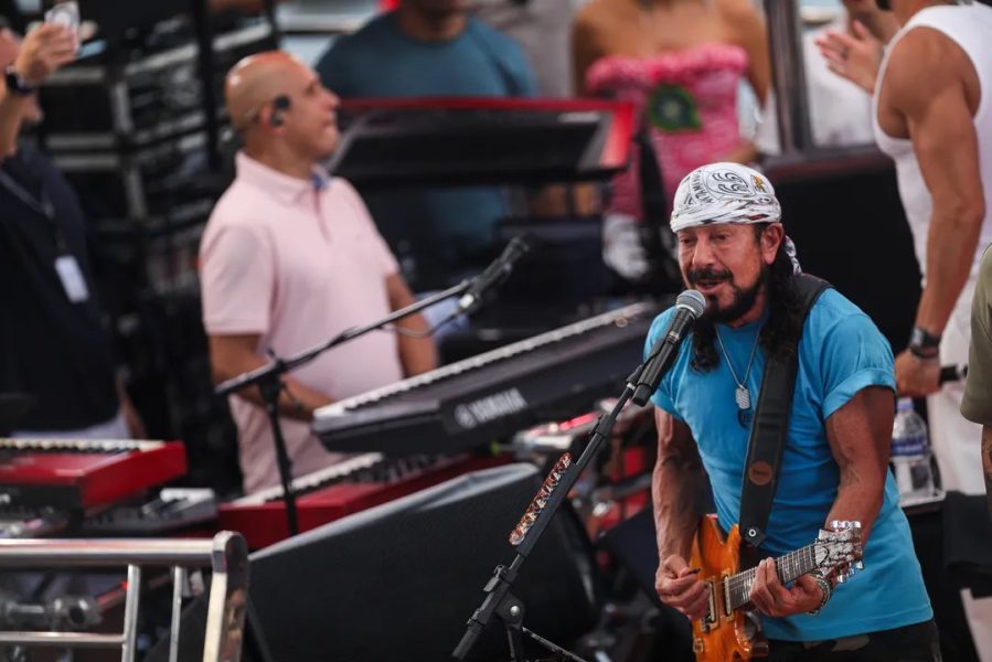 por-que-bell-marques-nunca-tira-a-bandana-cantor-e0137988900202602161127-ScaleDownProportional