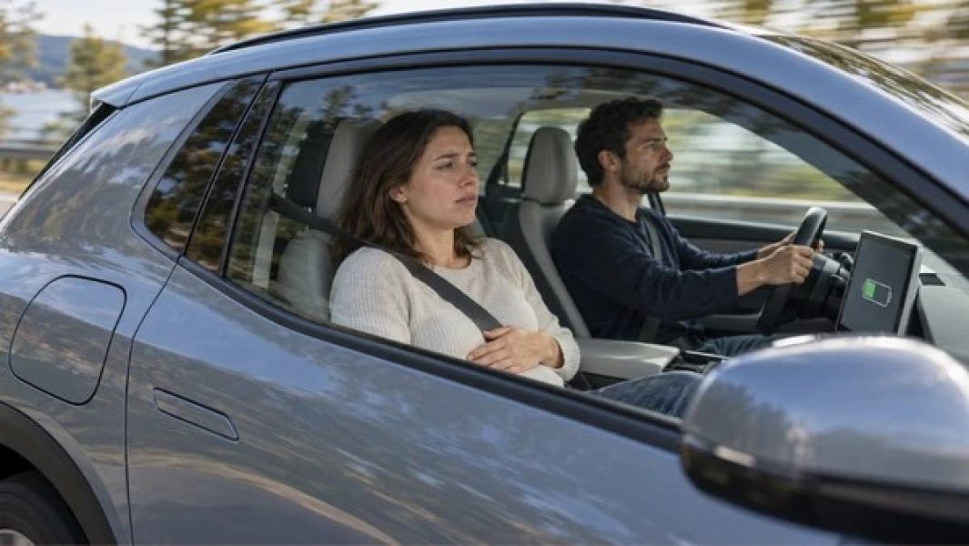 relatos-de-passageiros-associam-viagens-em-carros-eletricos-a-nausea-mas-ainda-nao-comprovam-que-os-veiculos-sejam-a-causa-do-mal-estar-3448106-article