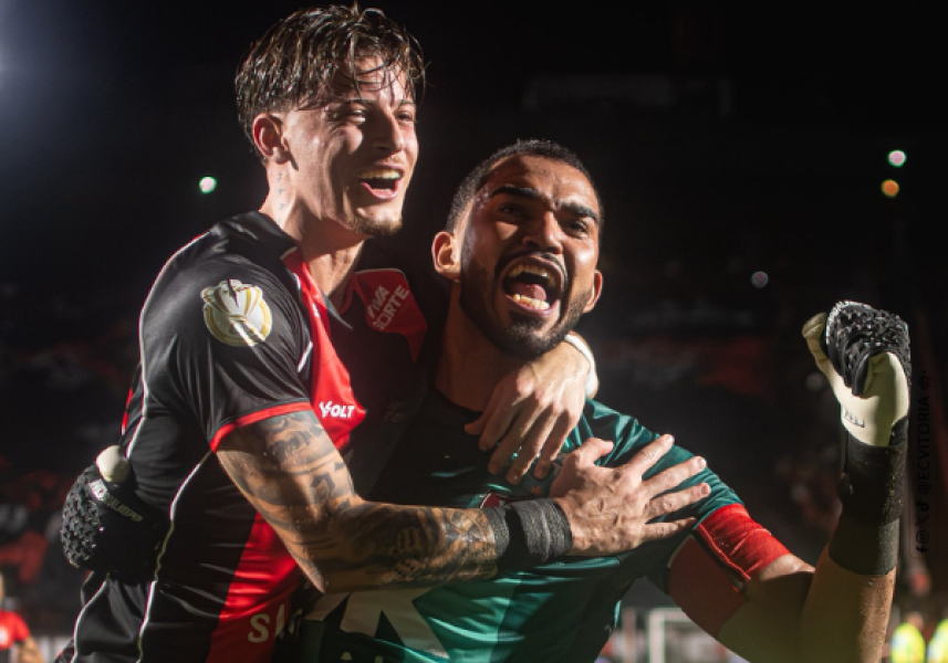 tarzia-e-lucas-arcanjo-vitoria